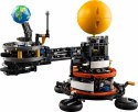 Klocki Lego Klocki Technic 42179 Planeta Ziemia i Księżyc na orbicie