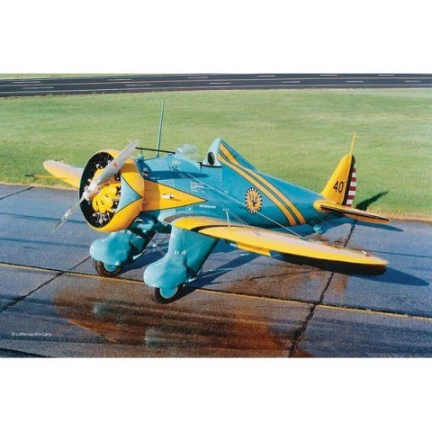 Revell Model plastikowy P-24A Peashooter