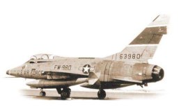 Italeri F-100F Super Sabre