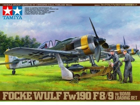 Tamiya Model plastikowy Focke-Wulf Fw190 F-8/9 w/Bomb Loading Set