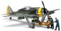 Tamiya Model plastikowy Focke-Wulf Fw190 F-8/9 w/Bomb Loading Set