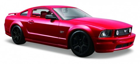 Maisto Ford Mustang GT 2006 1/24 Czerwony