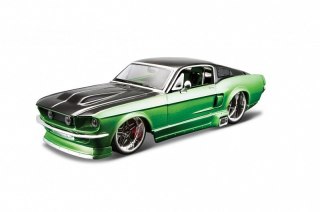 Maisto Model kompozytowy Ford Mustang GT 1967 1/24 do składania