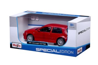 Maisto Model kompozytowy Volkswagen Golf R32 Grana 1/24 czerwony