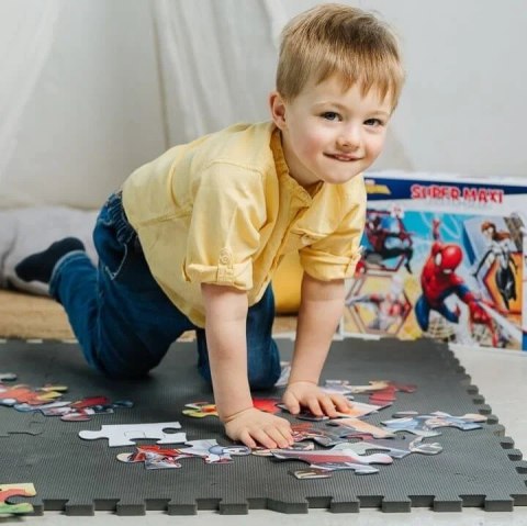 Trefl Puzzle 24 elementy SUPER MAXI Spiderman wyrusza do akcji