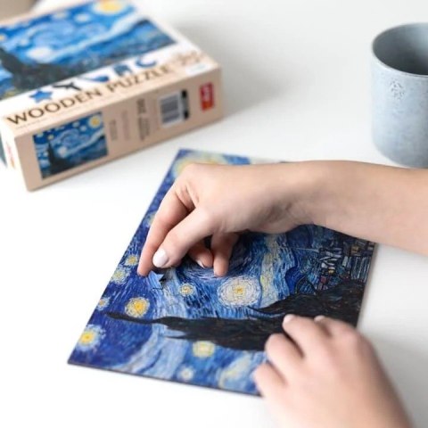 Trefl Puzzle drewniane 200 elementów Gwiaździsta Noc Vincent van Gogh