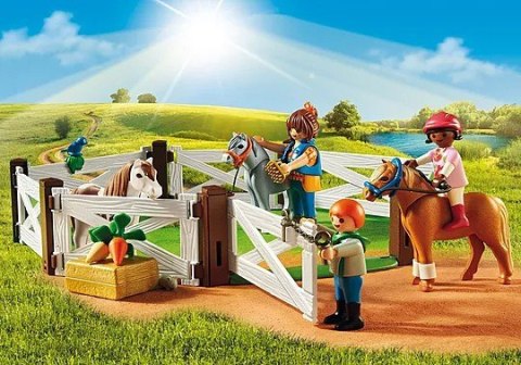 Playmobil Zestaw z figurkami Country 5684 Farma kucyków