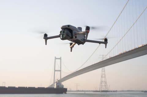 Dron DJI Matrice 4T z ubezpieczeniem DJI Care Plus - Klasa C2 DJI