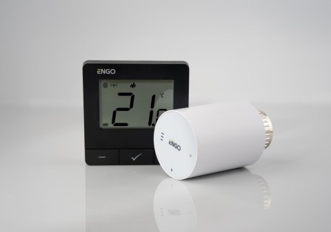 ENGO Controls Inteligentny zestaw ogrzewania Czarny (E25-BATB + ETRV-M30 + EPlug WiFi) ENGO CONTROLS