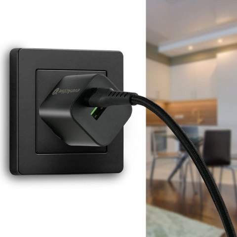 KABEL USB-C / Lightning Apple iPhone LED RGB everActive CBB-1CIR 100cm PD 27W EVERACTIVE