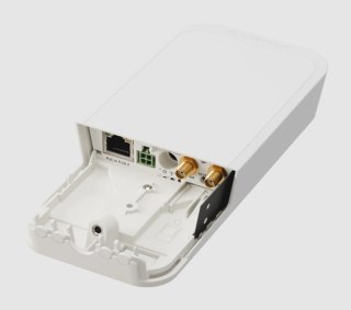 MIKROTIK ROUTERBOARD wAP LR8 kit (RBwAPR-2nD&R11e-LR8G) MIKROTIK
