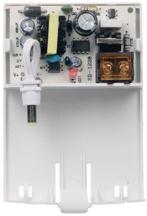 ZASILACZ PROTEC 12V/1.5A 1749 DELTA