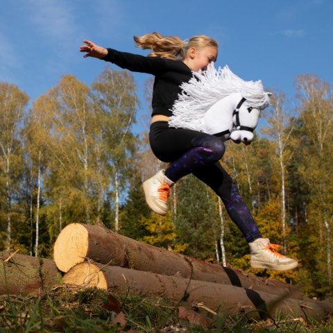 Biały konik hobby horse duży A3 kantar wodze HH